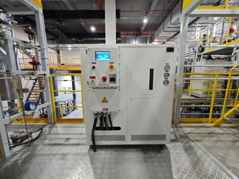 陜西榆林某研究所采購防爆制冷控溫系統用于冷凝器材料實驗項目 圖2