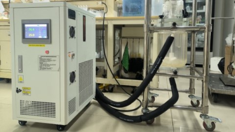 高低溫恒溫循環器應用場景圖二